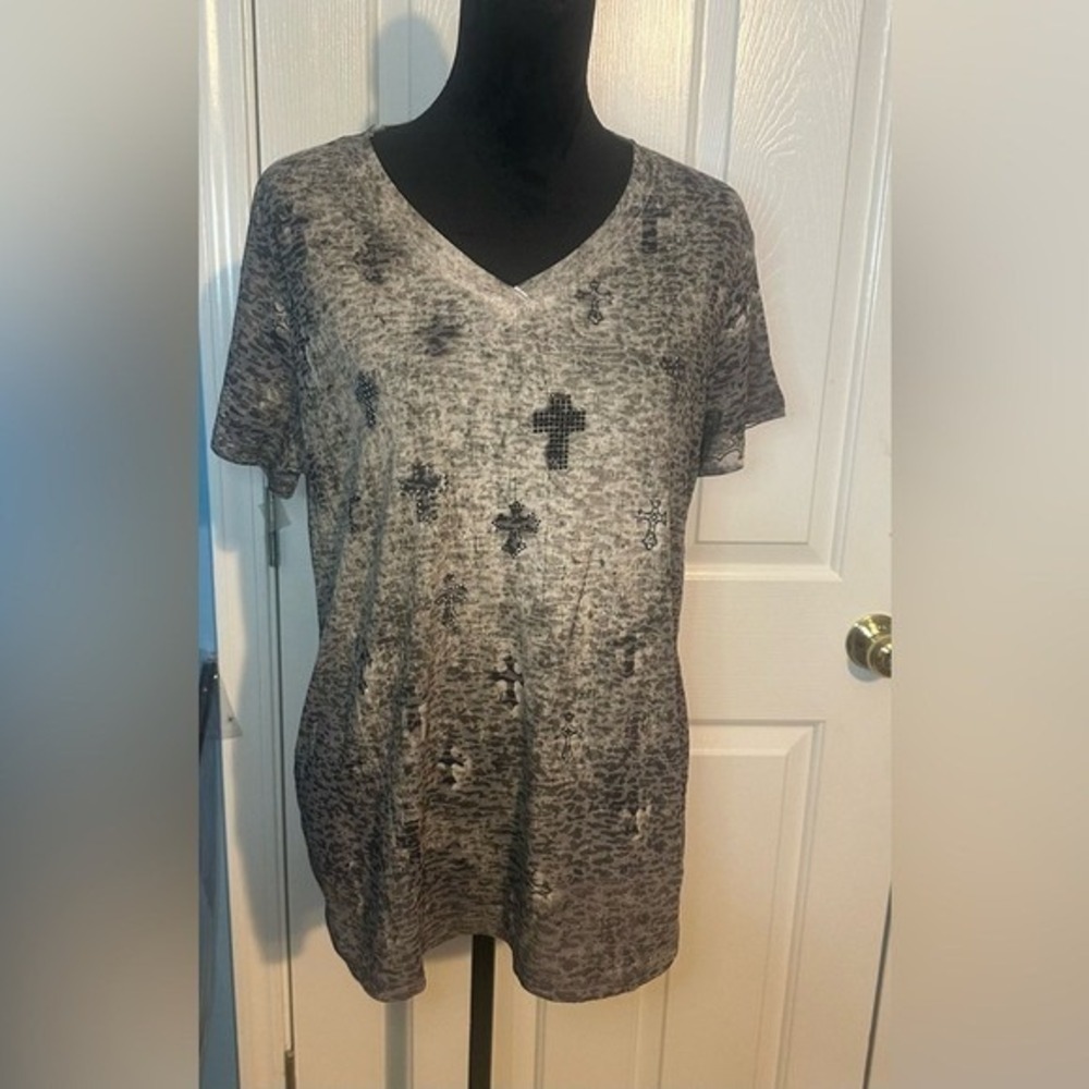 Cato Women's Black,Beige Pullover with Black Sequined Crosses Size 18/20 W